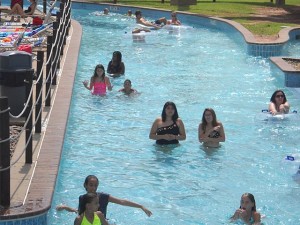 Nellie's Rolling River | Castaway Cove Water Park - Wichita Falls, TX