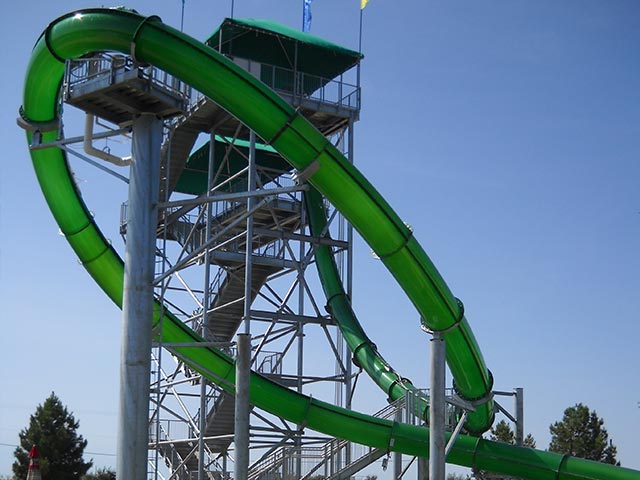 Pirate's Plunge Water Slide | Castaway Cove Water Park - Wichita Falls, TX